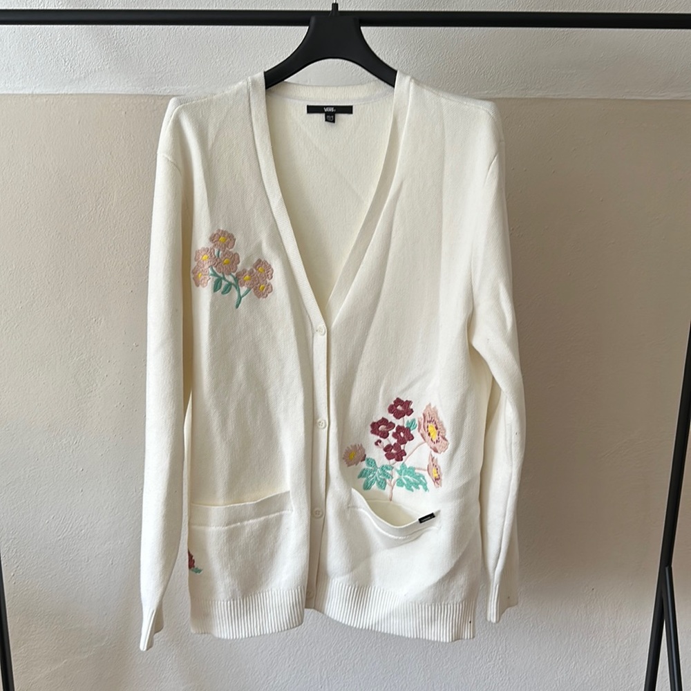 VANS FLORAL EMBROIDERED CARDIGAN